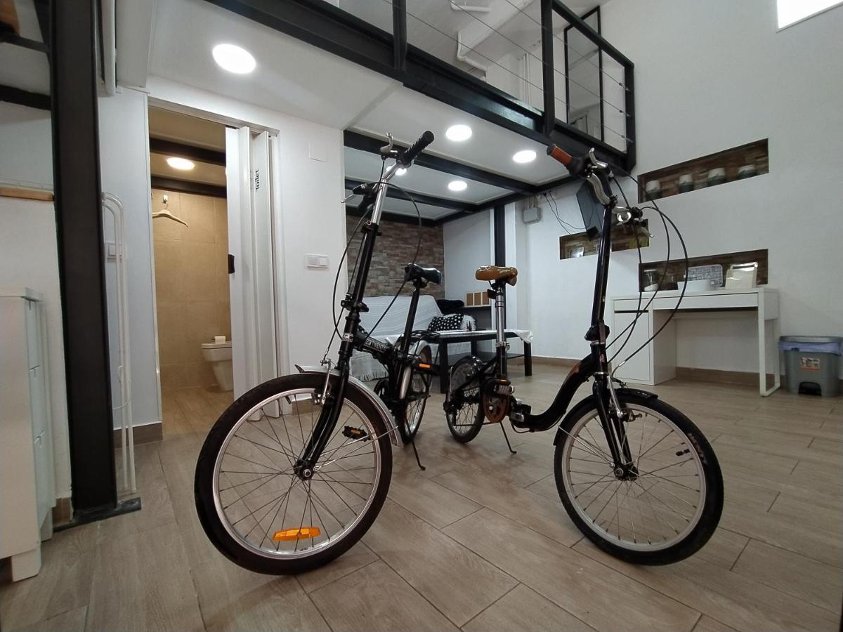 The Photographer Loft Малага Экстерьер фото